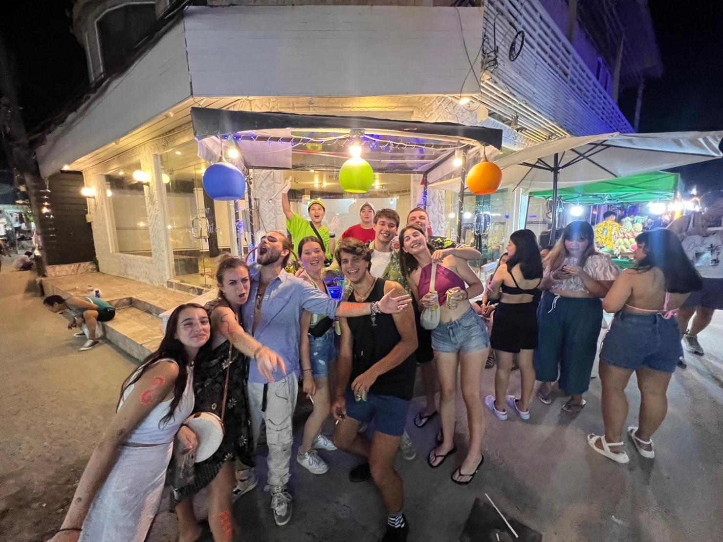 U Hostel Koh Phangan Haad Rin Bagian luar foto