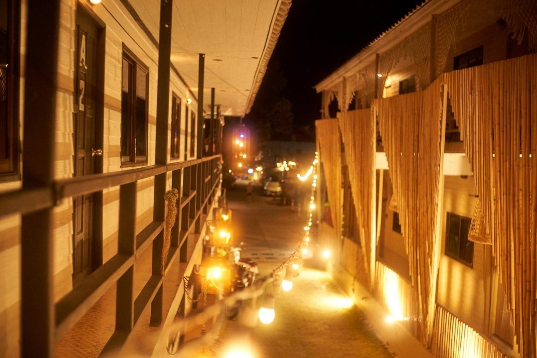 U Hostel Koh Phangan Haad Rin Bagian luar foto